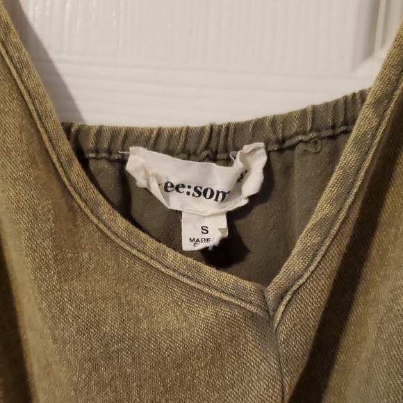 Eesome Olive Jumpsuit - Picture 2 of 3